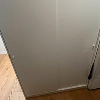 Armadio ikea kleppstad due ante acorrevoli