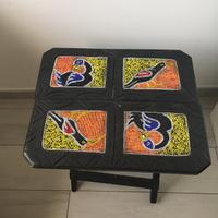 Tavolino pieghevole originale africano in legno