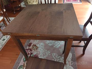 Tavolo in legno