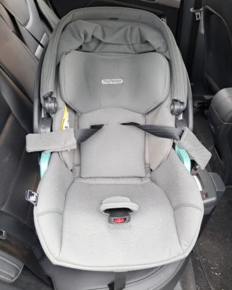Peg perego  ovetto, navicella e base isofix  