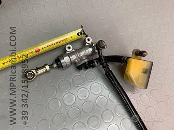 POMPA POSTERIORE SUZUKI GSXR 1000 2006 2005 K6 K5