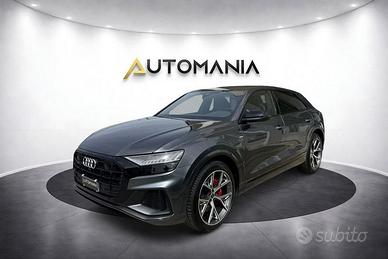 Audi Q8 60 TFSIe 250kW quattro tip. S Line Ed...