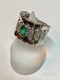 Anello oro bisnco, smeraldo e diamanti