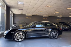 Porsche 911 Carrera Coupé Black Edition