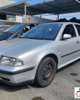 Skoda octavia 1 1u2 1.9 tdi 90cv 96-10 -ricambi