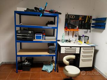 banco e cassettiera odontoiatria