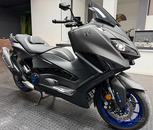 Tmax 560