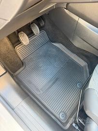 Tappetini originali Peugeot 208 + vasca baule
