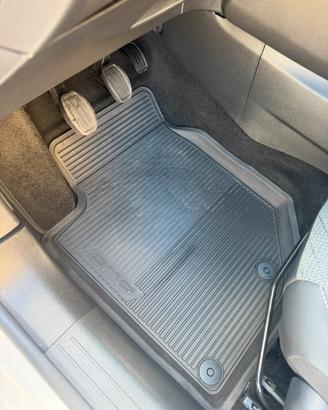 Tappetini originali Peugeot 208 + vasca baule