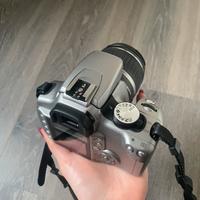 Canon EOS 300D, obiettivo kit EF-S 18-55mm