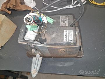 motore per cancello scorrevole 