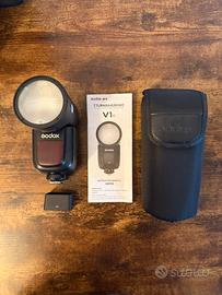 Godox V1 F (Fuji) + Kit H200R