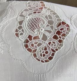 Completo matrimoniale in lino, ricami, pizzo Cantù