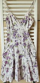 Vestito”prendisole”bianco e fiori di lillá