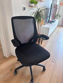 Sedia da ufficio ergonomica - colore nero