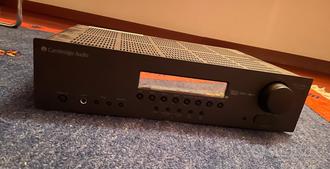 Amplificatore multicanale CAMBRIDGE Azur 540R  			