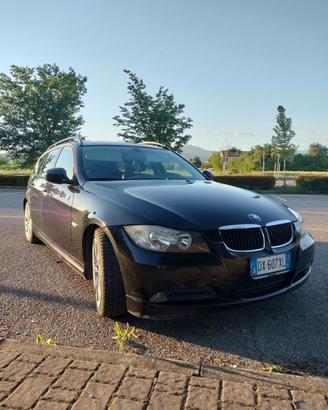 Cofano paraurti e fanalibmw e90 91