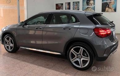 MERCEDES GLA 200d AMG Automatic Premium