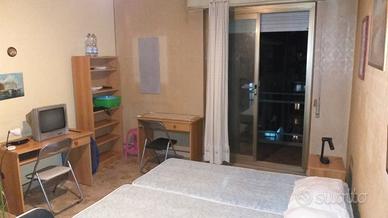 Stanza in Viale Lazio(solo donne)