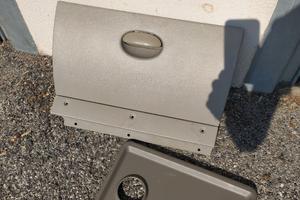 sportello cassetto porta oggetti