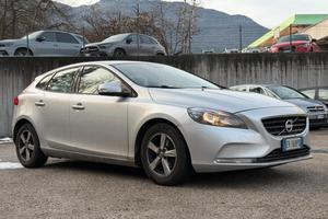 Volvo v40 pezzi di ricambio