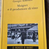 Libro giallo Maigret e il produttore di vino
