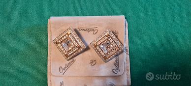 Orecchini di cristallo quadrati