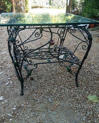 tavolo in ferro battuto 