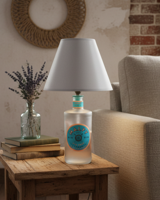 Lampada Artigianale da Bottiglia di Gin riciclata