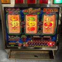 Slot machine modello Cirsa Mini Bravo,anni 90