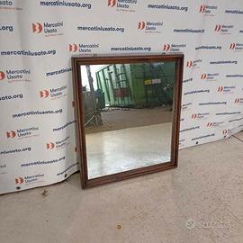 Specchio con cornice in legno