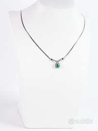 Collana con smeraldo e diamanti