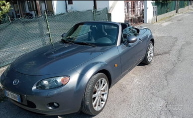 MAZDA MX-5 Roadster 2.0L 16V WIND