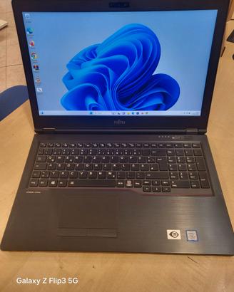 FUJITSU LIFEBOOK U758 I5-7200/8/256M2-SATA/15.6/