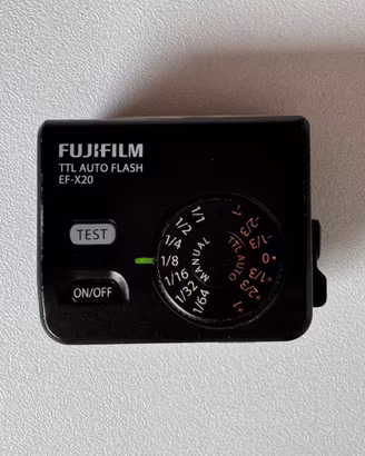 Fujifilm EF-X20 | NON FUNZIONANTE |