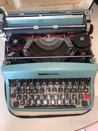 Macchina da scrivere Olivetti 32 (1977)