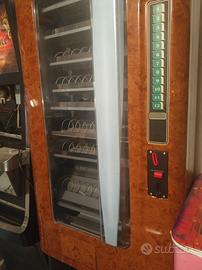 Distributore automatico