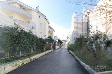 BOX A FRANCAVILLA AL MARE