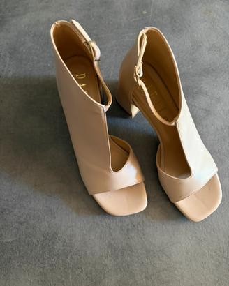 Stivaletto Décolleté sexy scollo laterale