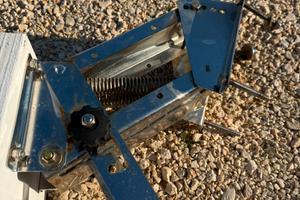 Staffa motore fuoribordo