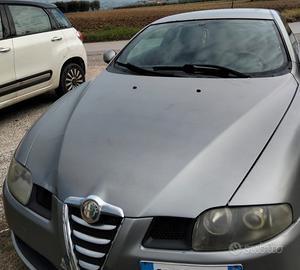alfa romeo gt 