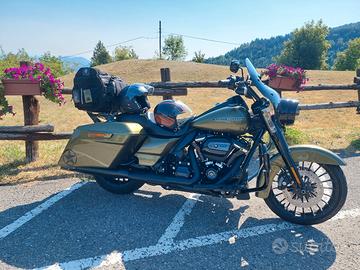 Harley-Davidson Road King C.V.O. - 2017