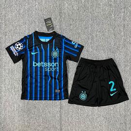 Completino Casa Inter Milan Dumfries 2