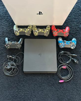PS4 SLIM + 5 Joistick + Cavi Alimentazione