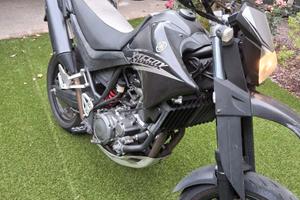 Yamaha XT660X