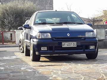 Clio williams