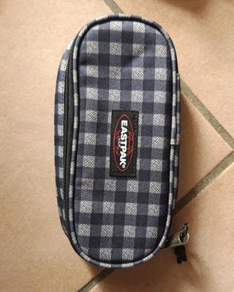 Astuccio Eastpak
