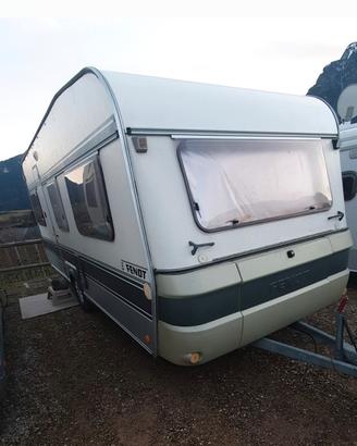 
🚐 Roulotte fendt 530 a – ANNO 1993 – 7,0 m –