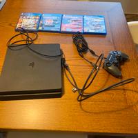 PlayStation 4 1T con giochi e joystick