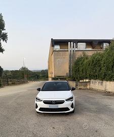 Macchina opel corsa GS LINE 2021